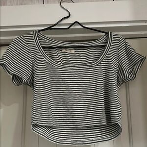 Brandy Melville Black and White Cropped Fitted T-Shirt